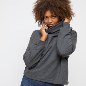 Mitchell Pullover - size M FREE LABEL